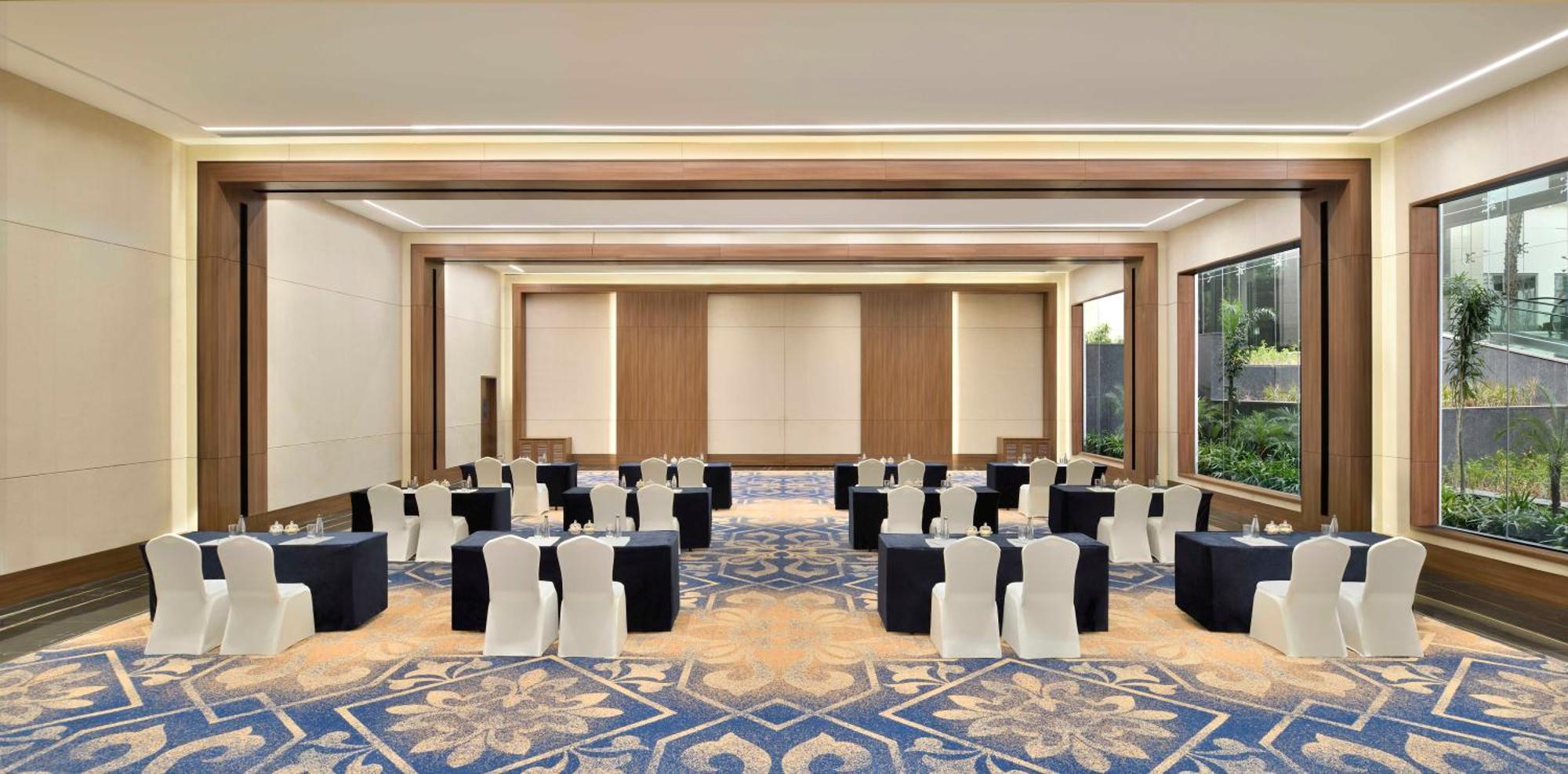 Sheraton Grand Bengaluru Whitefield Hotel & Convention Center Eksteriør bilde